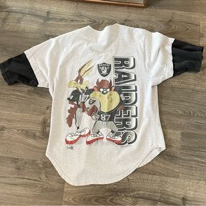 Vintage looney tunes x Raiders button up baseball tee